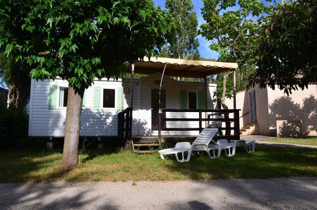 Camping La Vidaresse Hotel Sainte-Anastasie-sur-Issole ภายนอก รูปภาพ